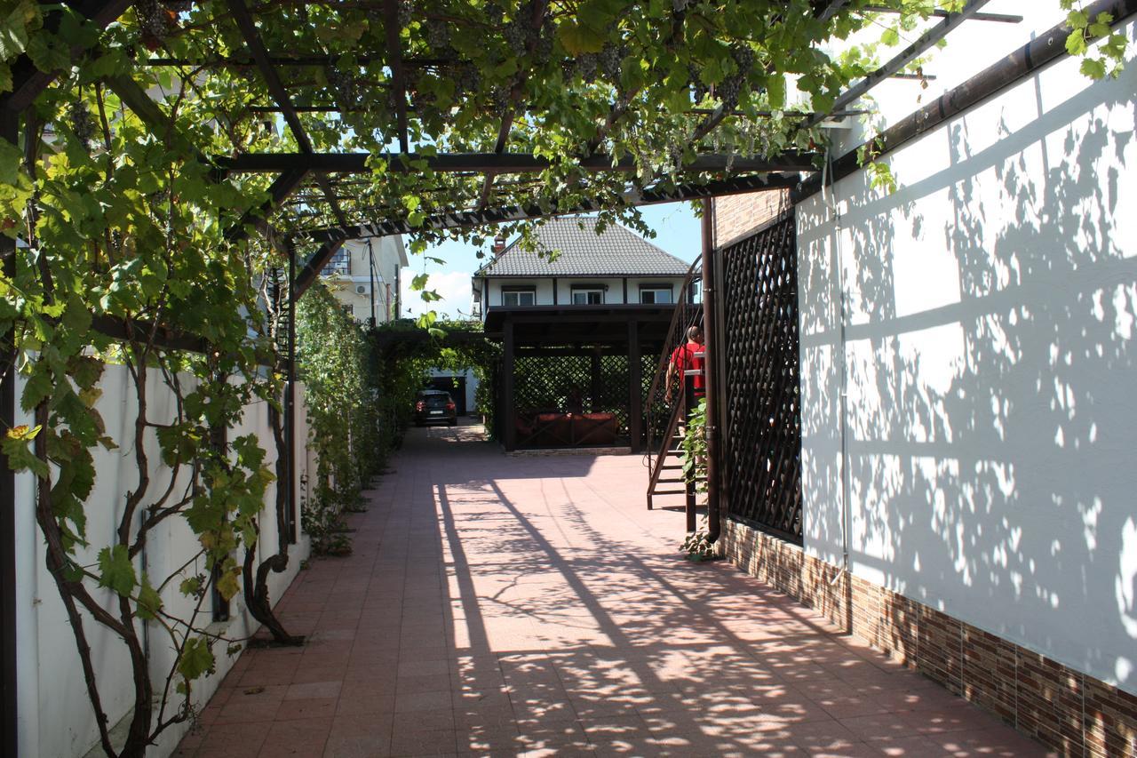 Akvitaniya Mini-Hotel Satoka Exterior foto